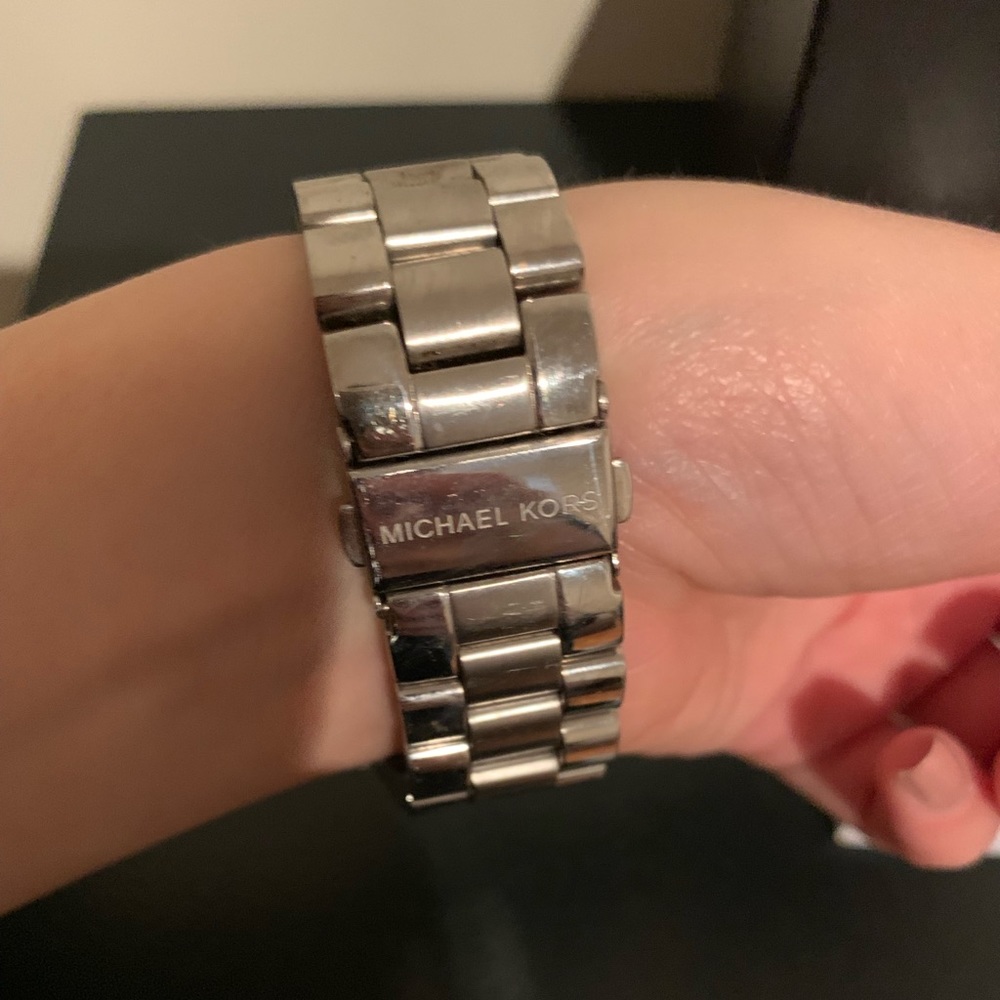 Michael Kors silver watch with rhinestones! - Picture 4 of 4